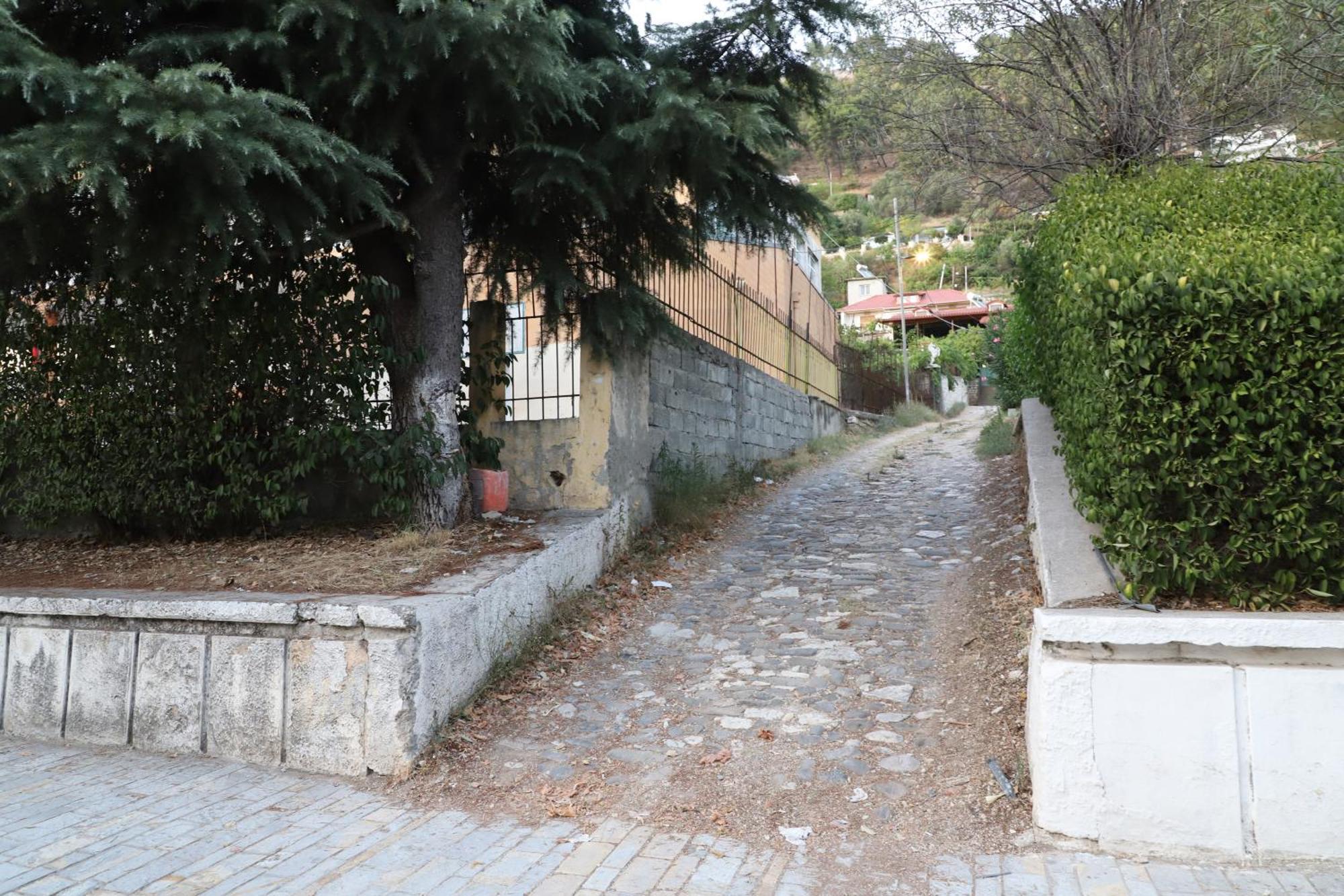 Guesthouse Kazazi ベラト エクステリア 写真